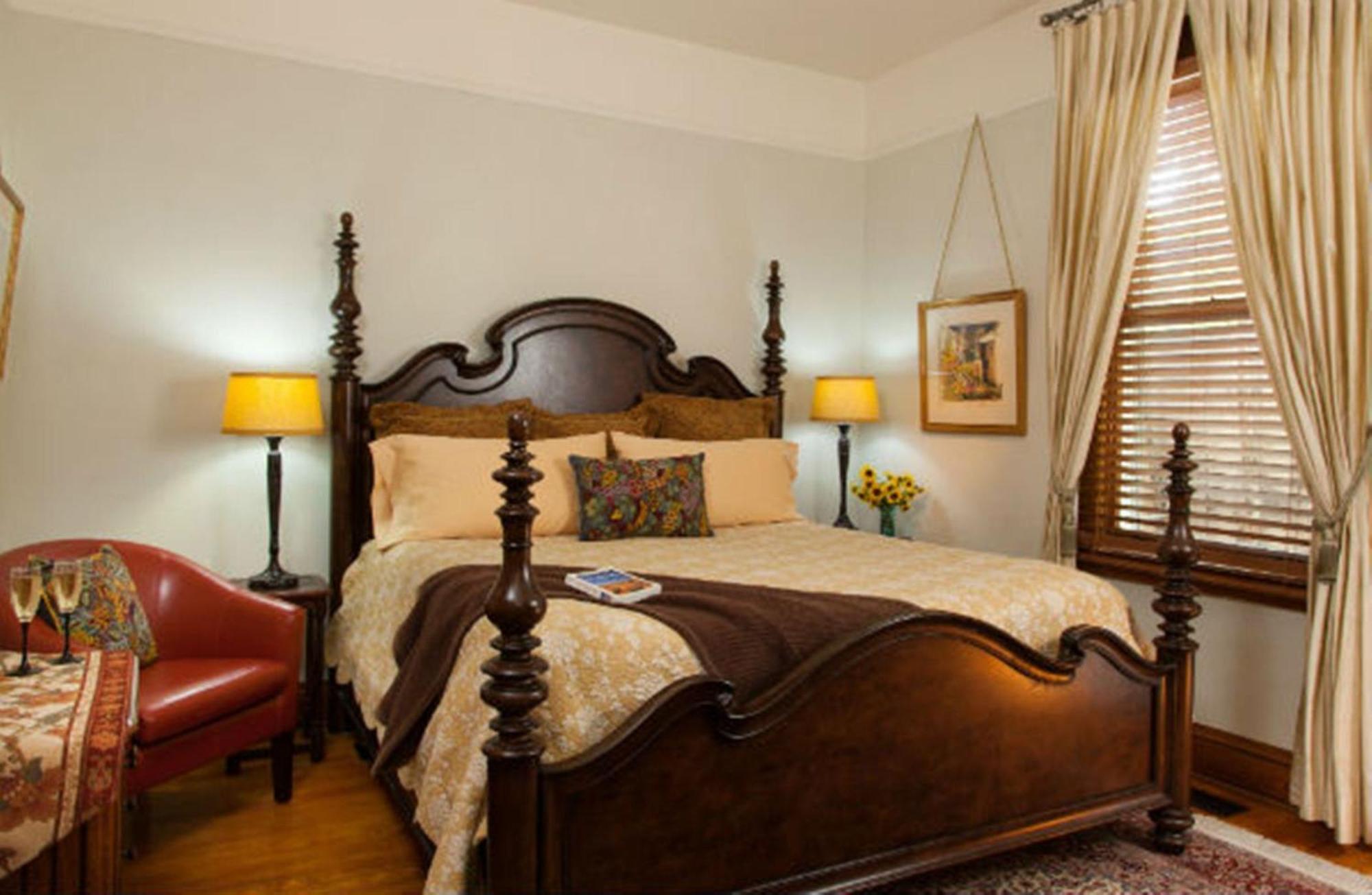 Four Kachinas B&B Inn Santa Fe Dış mekan fotoğraf